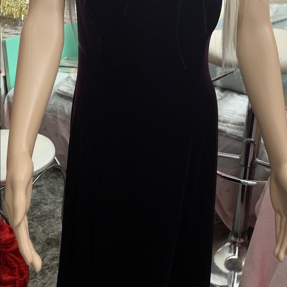 Dress - Picture 2 of 4